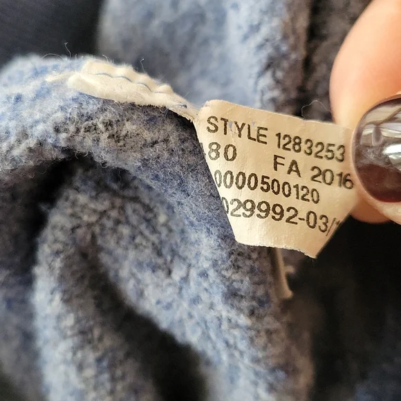 Under Armour hoodie - Picture 8 of 10